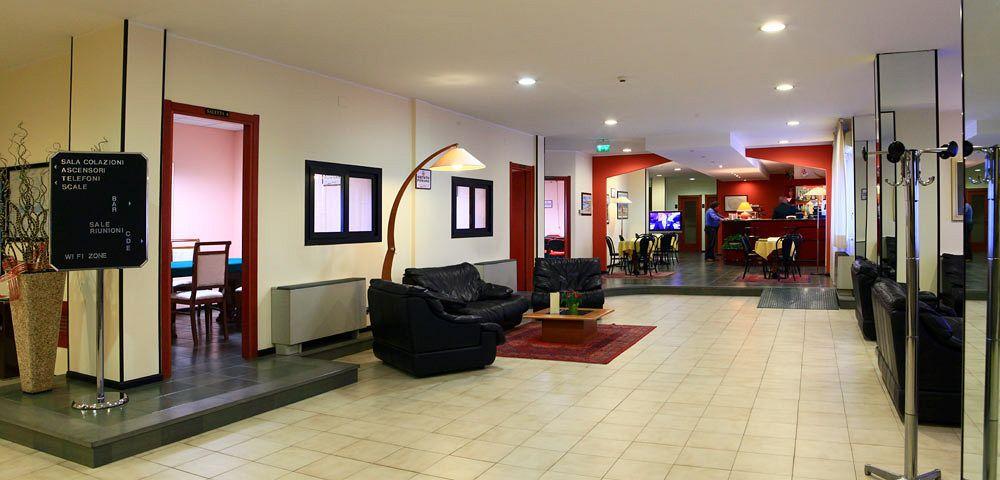 Hotel Quadrifoglio Cagliari Esterno foto