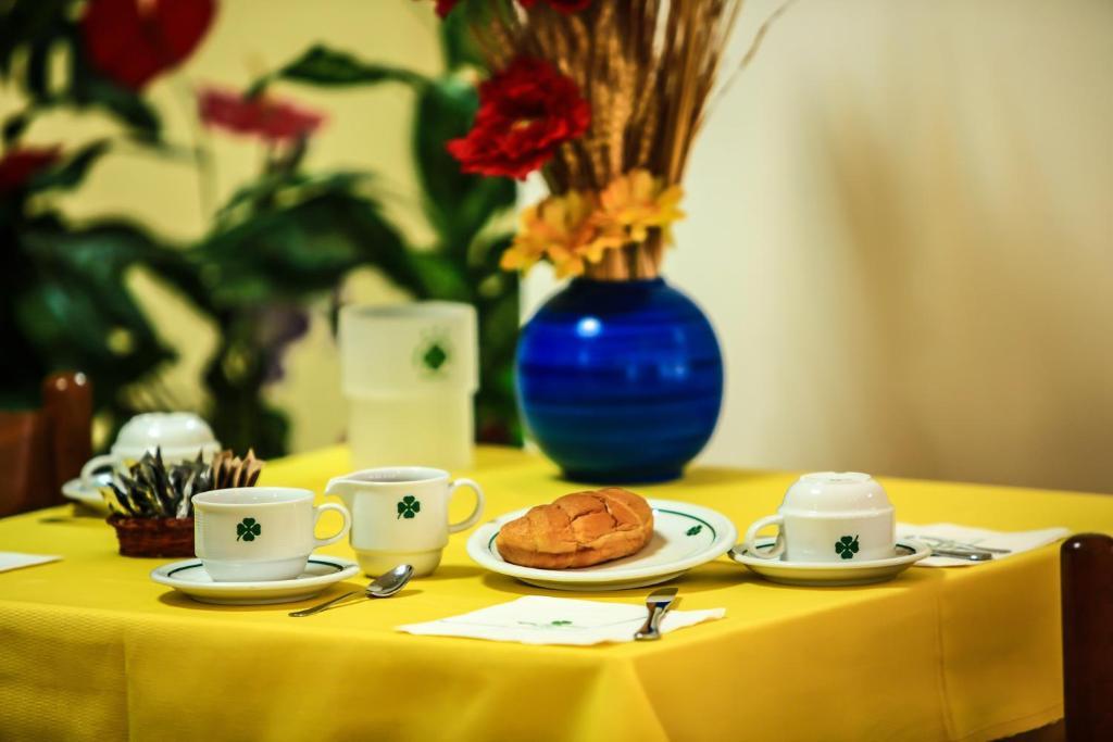 Hotel Quadrifoglio Cagliari Esterno foto