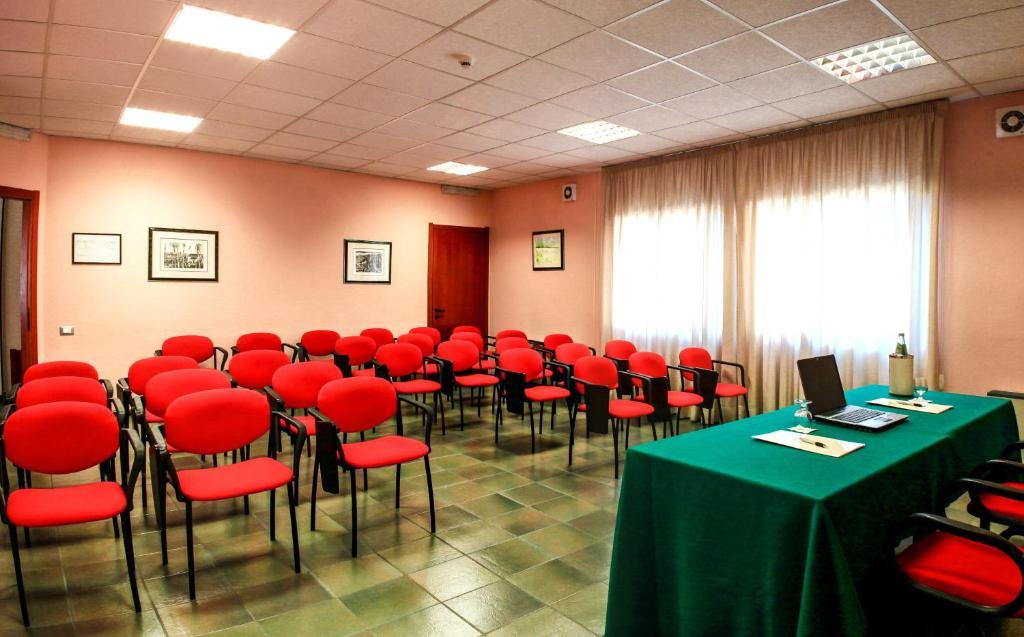 Hotel Quadrifoglio Cagliari Esterno foto