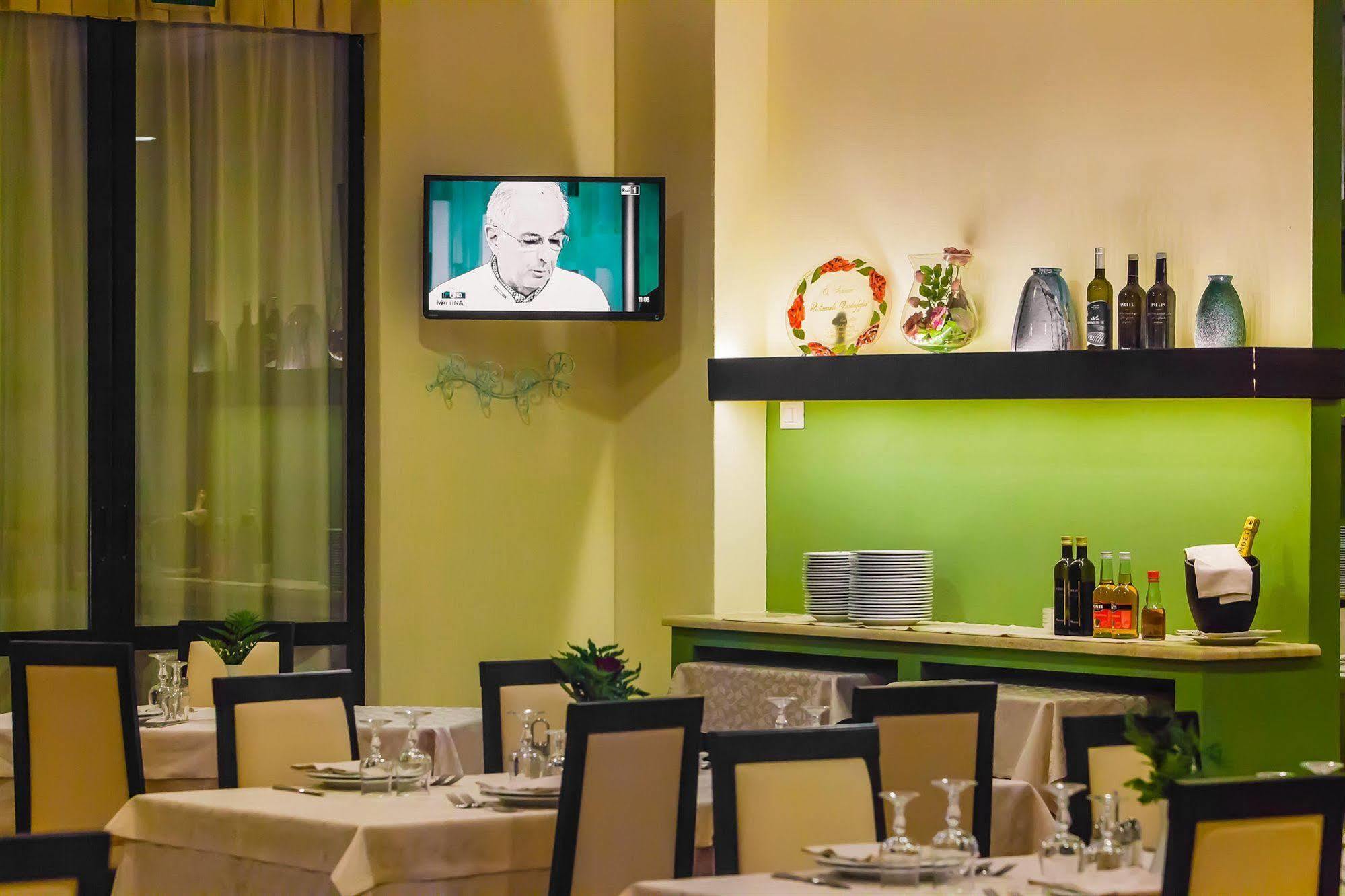 Hotel Quadrifoglio Cagliari Esterno foto